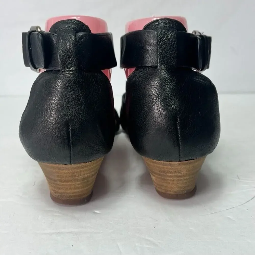 Sofft Sandals Womens 9M Black Leather Crukis Wedge Cushioned Open Toe Adjustable
